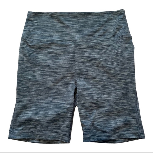 Outdoor Voices bike shorts grey - Picture 2 of 7